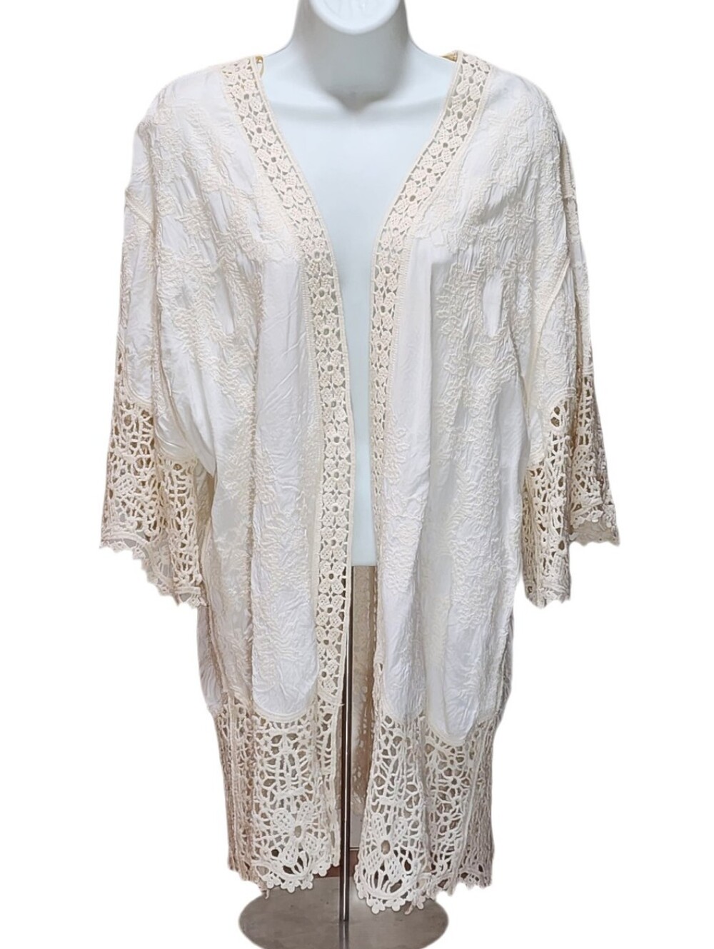 Democracy Open Front Crochet Trim Embroidered Kimono Cardigan 3/4 Sleeve S/M.